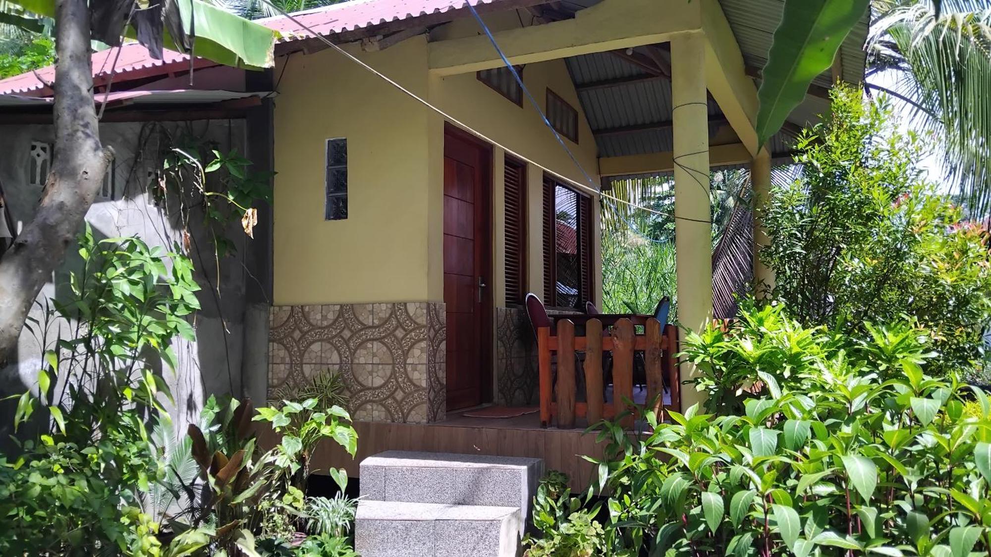 Hitokalak Lena House Flores מראה חיצוני תמונה